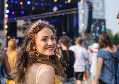 2 mennesker på konsert