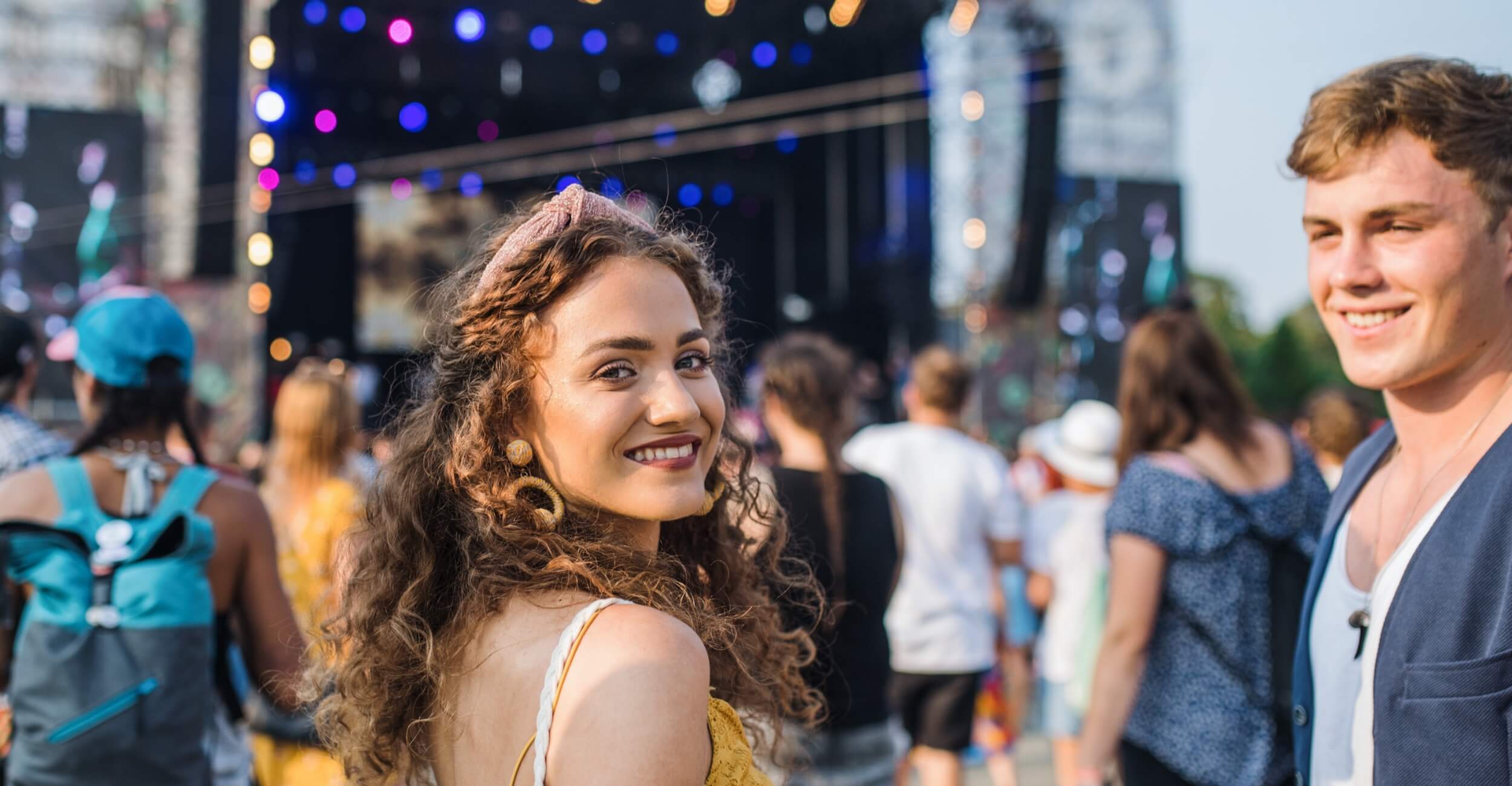 2 mennesker på konsert